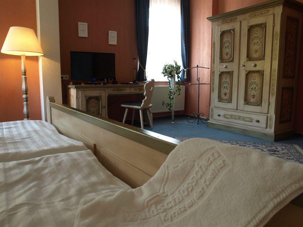 Hotel & Restaurant Waldschloesschen Kyritz Extérieur photo